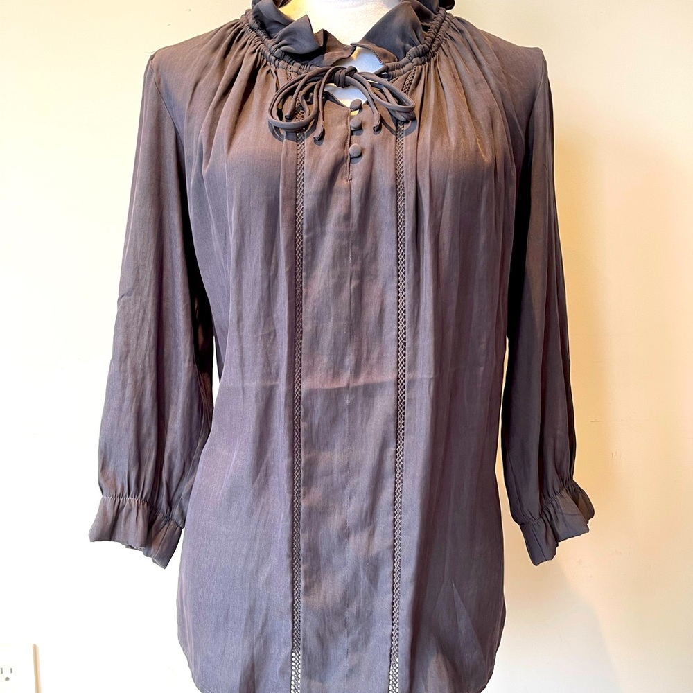 Banana Republic Grey Ruffle Collar Blouse Size Small